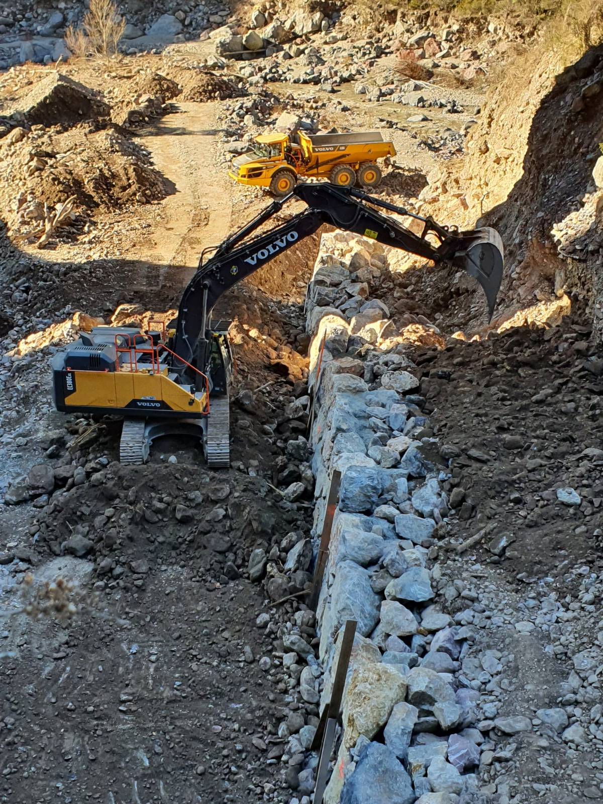 Création d’un enrochement dans le Vallon du Bramafan