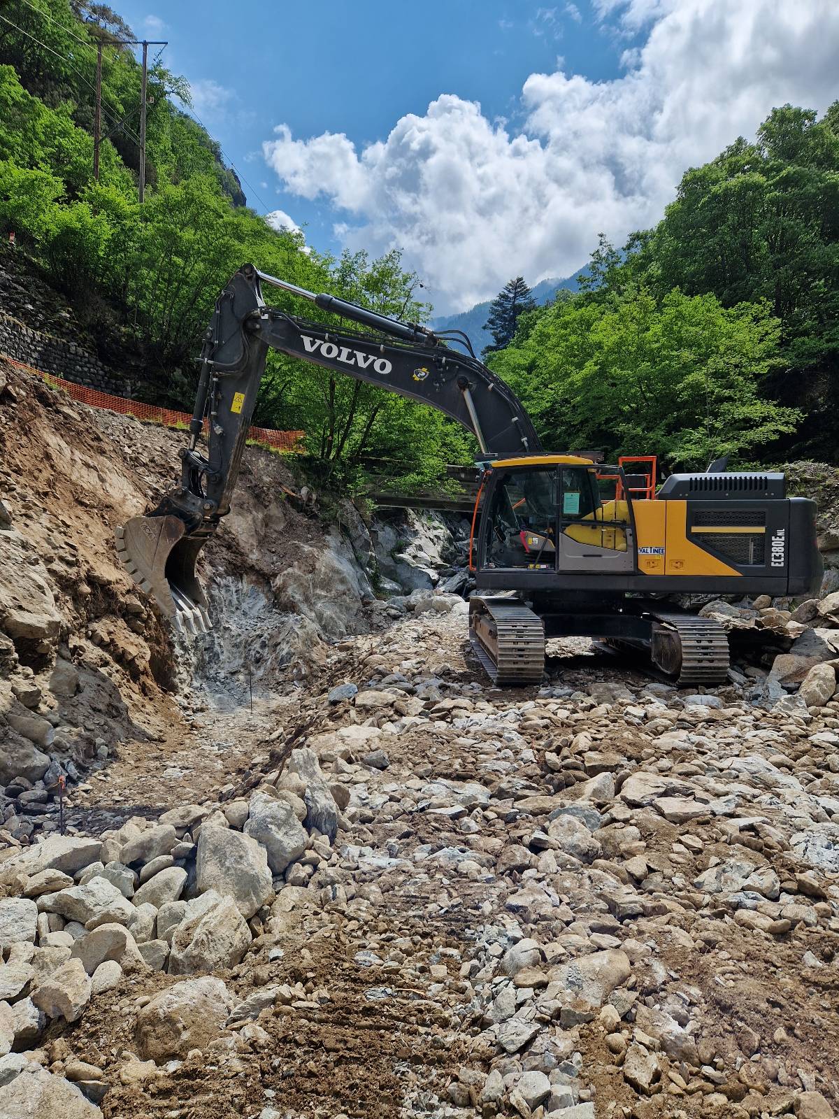 Reconstruction de la piste du vallon de Mollière jusqu’à la prise d’eau